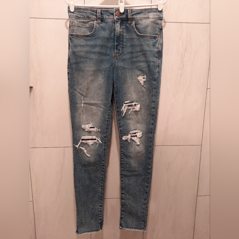 Maurices Distressed Medium Blue Jeans Size 10 Excellent Used Condition